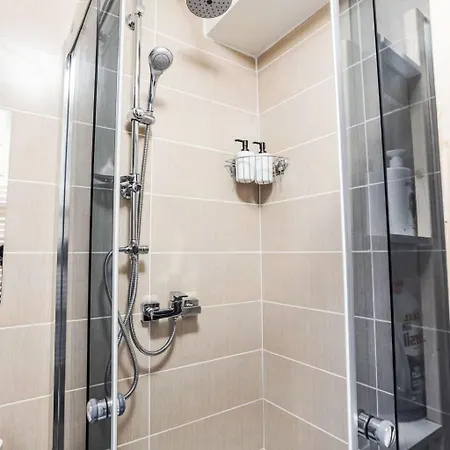 Apartamento Castle Oasis By Interhome Praga